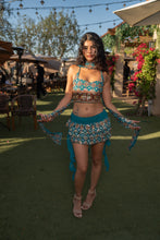 Load image into Gallery viewer, Blue lotus ruffle skirt set