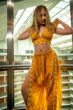 Load image into Gallery viewer, Sunrise Temple Jasmine Set