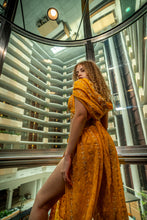 Load image into Gallery viewer, Sunrise Temple Jasmine Set