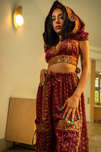 Load image into Gallery viewer, Golden Love Jasmine Set