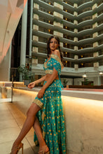 Load image into Gallery viewer, Turquoise Lotus Bollywood Set