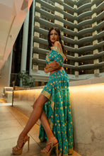 Load image into Gallery viewer, Turquoise Lotus Bollywood Set