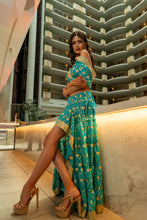 Load image into Gallery viewer, Turquoise Lotus Bollywood Set