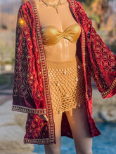 Load image into Gallery viewer, Ruby Excellence Velvet Kimono