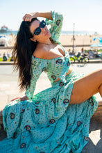 Load image into Gallery viewer, Baby Blue Bandhani Bollywood Set