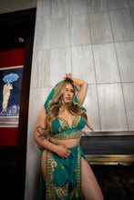 Load image into Gallery viewer, Golden Turquoise Jasmine Set