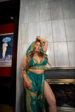 Load image into Gallery viewer, Golden Turquoise Jasmine Set