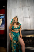 Load image into Gallery viewer, Golden Turquoise Jasmine Set