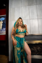 Load image into Gallery viewer, Golden Turquoise Jasmine Set