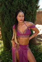 Load image into Gallery viewer, Golden Lily Goddess Set