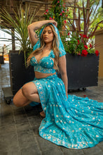 Load image into Gallery viewer, Diamond Blossoms Bollywood Set