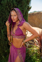 Load image into Gallery viewer, Golden Lily Goddess Set