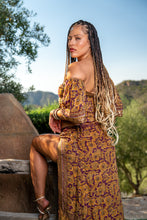 Load image into Gallery viewer, Golden Lotus Goddess Set