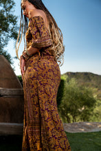 Load image into Gallery viewer, Golden Lotus Goddess Set