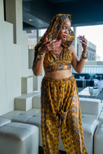 Load image into Gallery viewer, Golden Hearts Jasmine Set