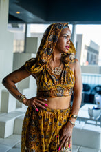 Load image into Gallery viewer, Golden Hearts Jasmine Set