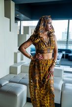 Load image into Gallery viewer, Golden Hearts Jasmine Set