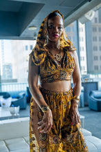 Load image into Gallery viewer, Golden Hearts Jasmine Set