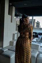 Load image into Gallery viewer, Golden Hearts Jasmine Set