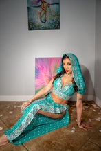 Load image into Gallery viewer, Icy Turquoise Jasmine Set