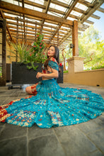 Load image into Gallery viewer, Royal Divinity Bollywood Set