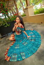 Load image into Gallery viewer, Royal Divinity Bollywood Set