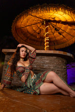 Load image into Gallery viewer, Emerald Dragon Bollywood Set