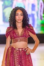 Load image into Gallery viewer, Golden Love Jasmine Set