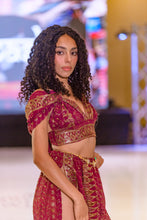 Load image into Gallery viewer, Golden Love Jasmine Set