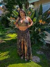 Load image into Gallery viewer, Black Lotus Bollywood Set (BIG SIZE CUP SIZE)