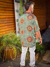 Load image into Gallery viewer, Plant Papi Unisex Button Up shirt