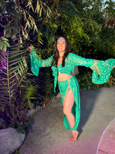 Load image into Gallery viewer, Golden Turquoise Jasmine Set