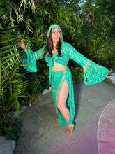 Load image into Gallery viewer, Golden Turquoise Jasmine Set