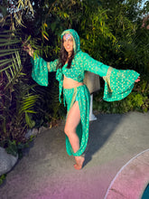 Load image into Gallery viewer, Golden Turquoise Jasmine Set