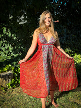 Load image into Gallery viewer, Queen of Hearts Magic Dress