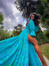 Load image into Gallery viewer, Blue Submarine Goddess Set