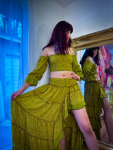 Load image into Gallery viewer, Forest Flower Bollywood Set