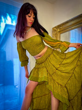 Load image into Gallery viewer, Forest Flower Bollywood Set