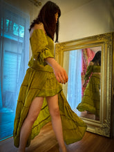 Load image into Gallery viewer, Forest Flower Bollywood Set