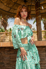 Load image into Gallery viewer, Baby Blue Bandhani Bollywood Set
