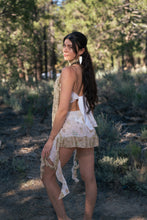 Load image into Gallery viewer, White Lotus Shakti Set
