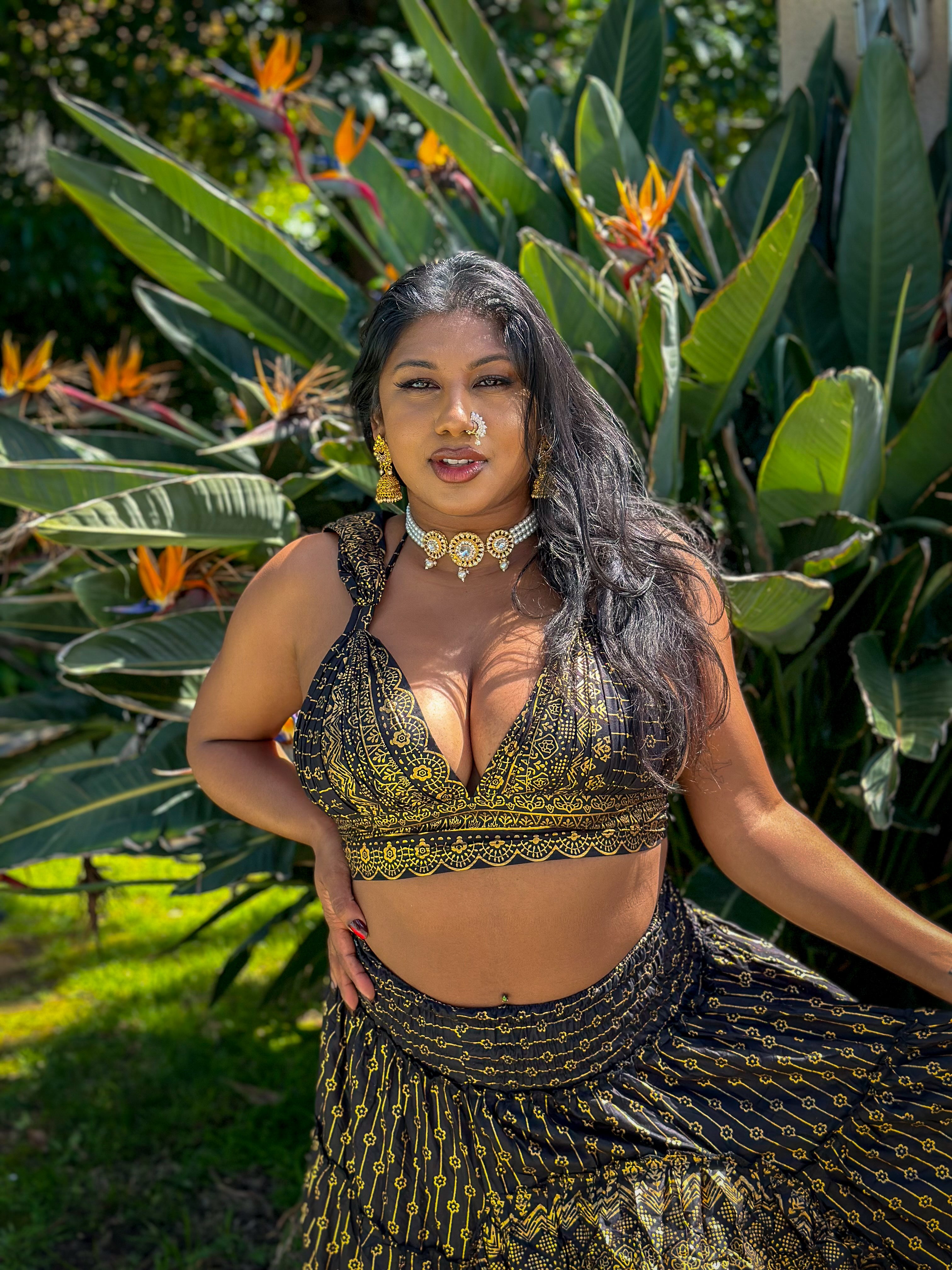 Black Lotus Bollywood Set (BIG SIZE CUP SIZE)