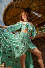Load image into Gallery viewer, Baby Blue Bandhani Bollywood Set
