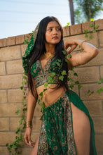 Load image into Gallery viewer, Poison Ivy Jasmine Set
