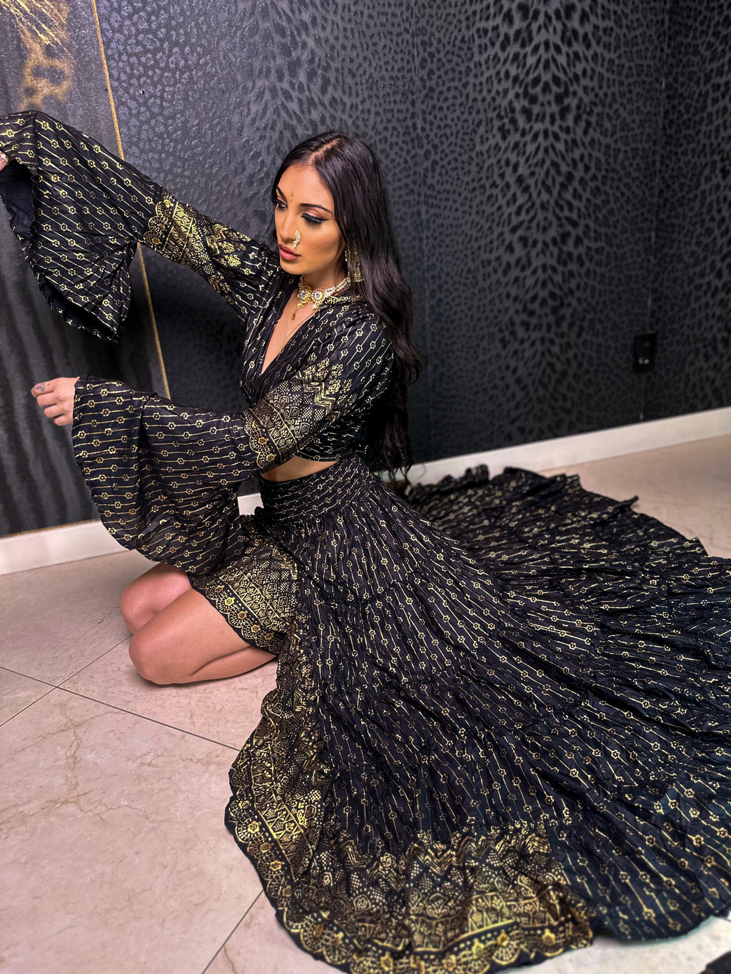 Black Lotus Bollywood Set