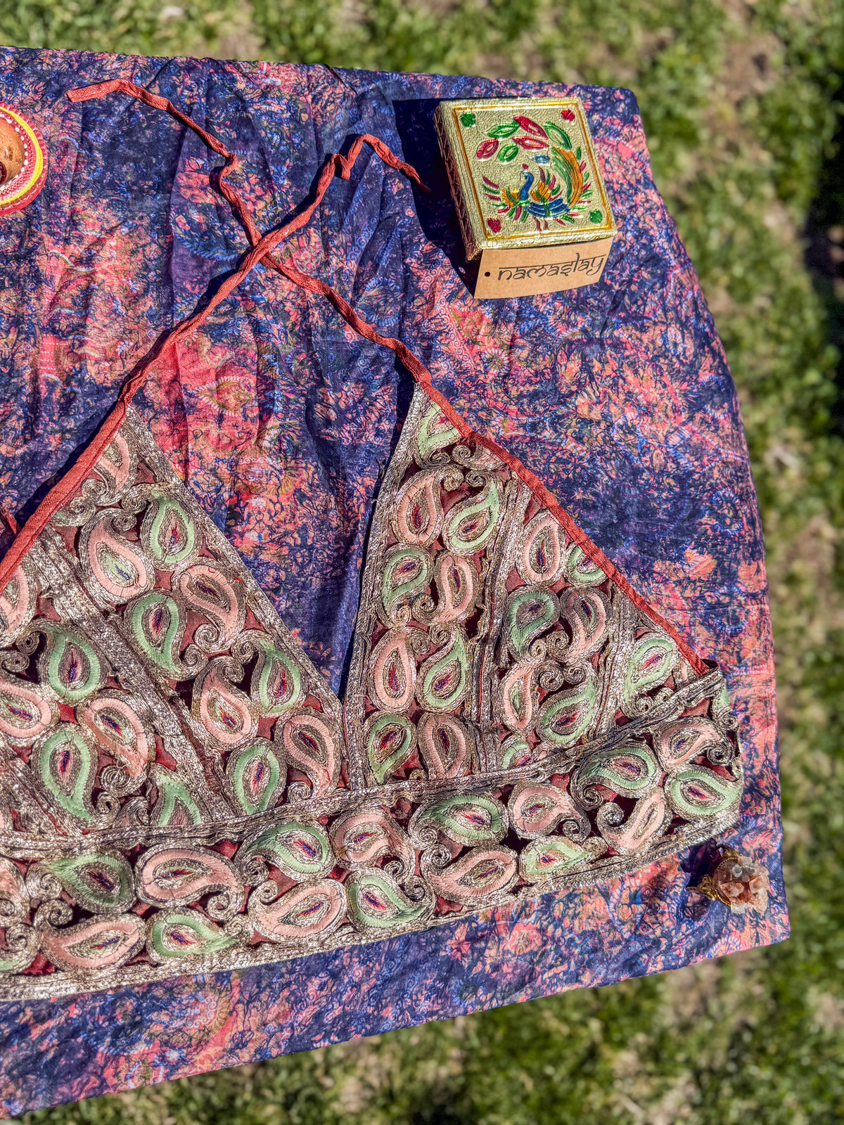 Paisley Garden halter top size L