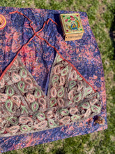 Load image into Gallery viewer, Paisley Garden halter top size L
