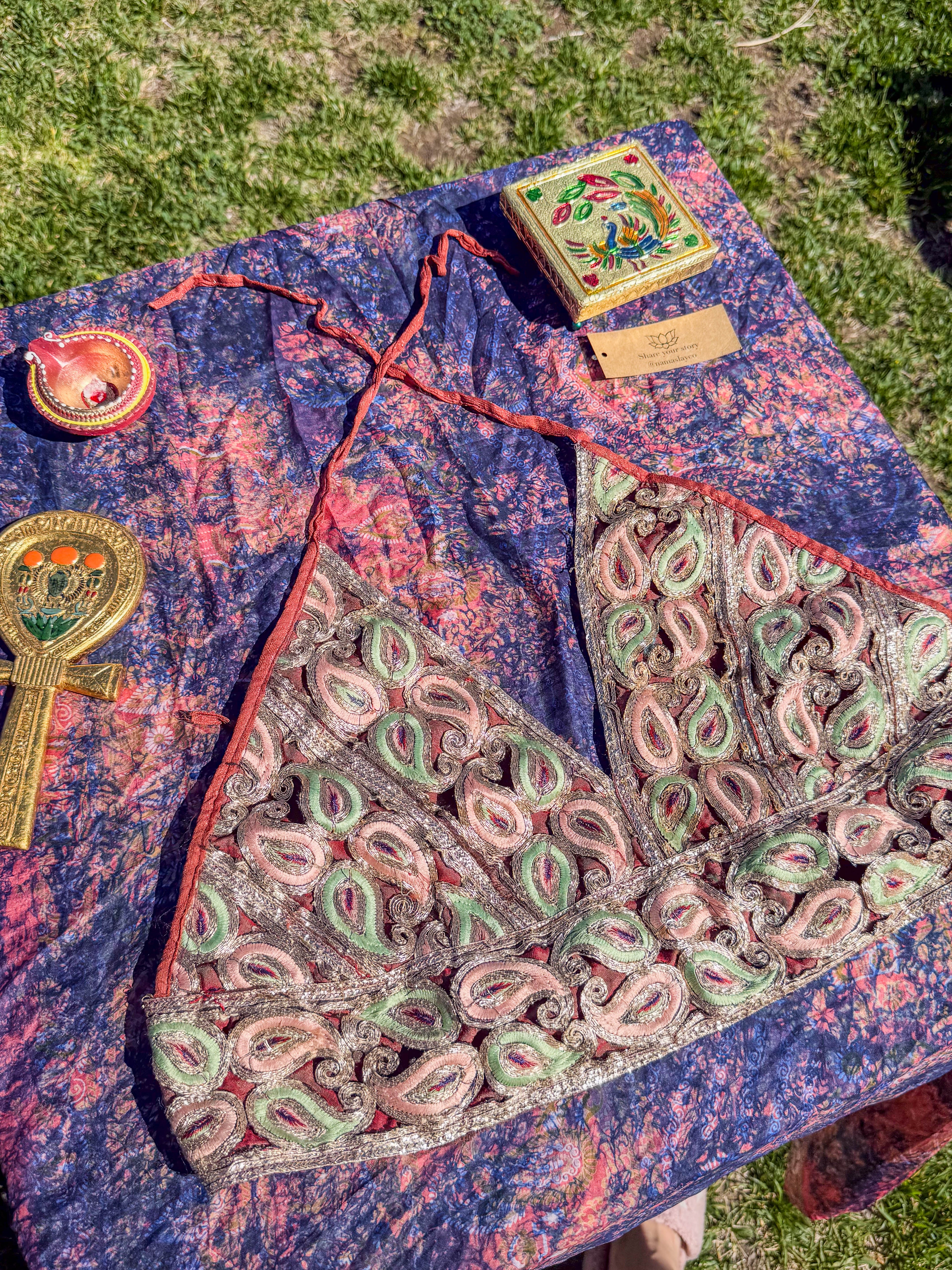Paisley Garden halter top size L