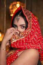 Load image into Gallery viewer, Golden Fire Jasmine Set
