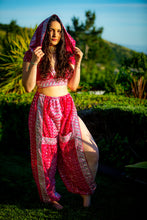 Load image into Gallery viewer, Silver Cherry Pop Jasmine Set
